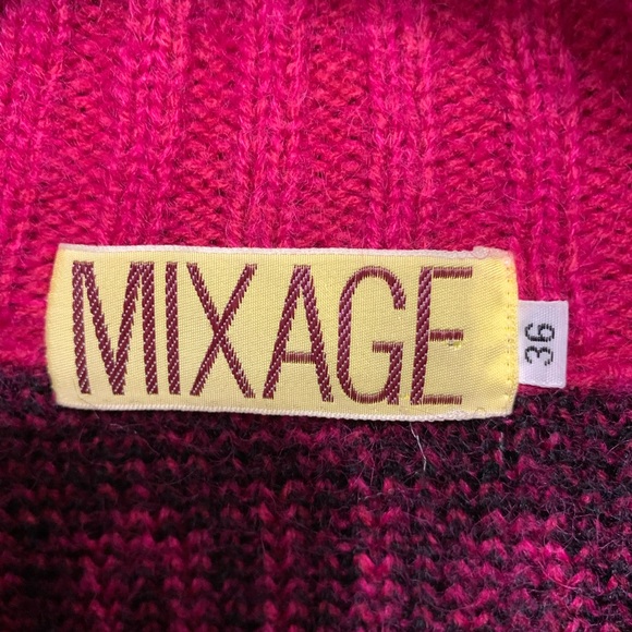 Stunning vintage fuchsia ‘80’s oversized 100% wool cardigan, batwing sleeves - Picture 3 of 3